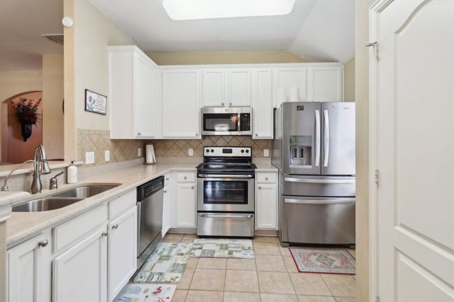 14709 Crystal Lake Dr, House other with 3 bedrooms, 2 bathrooms and null parking in Little Elm TX | Image 9