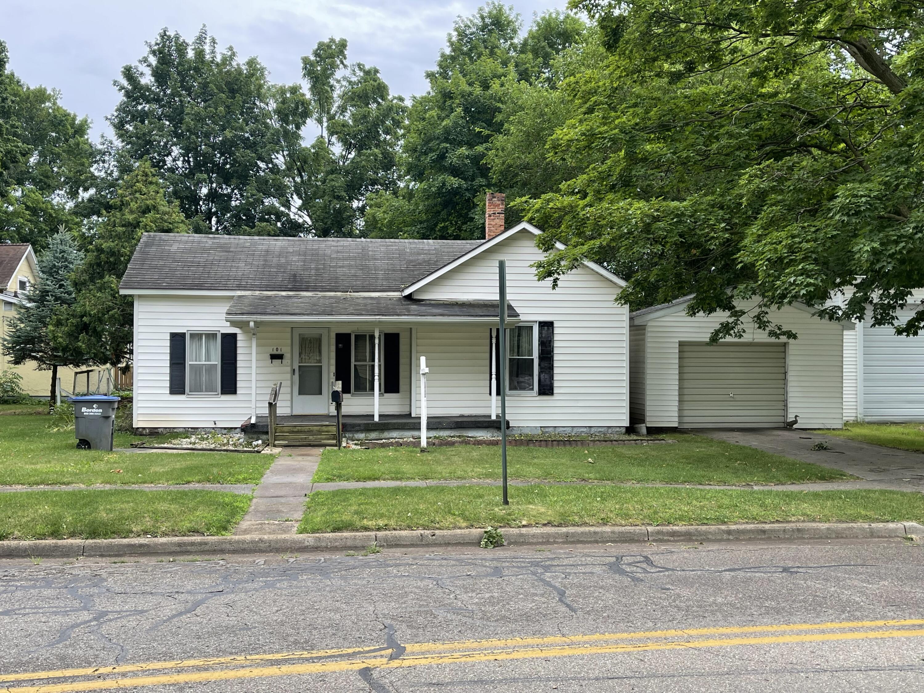 Lafayette St, Sturgis, MI 49091 #1