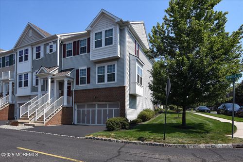 304-304 Kiersten Dr, Highland Park, NJ, 08904-3159 | Card Image