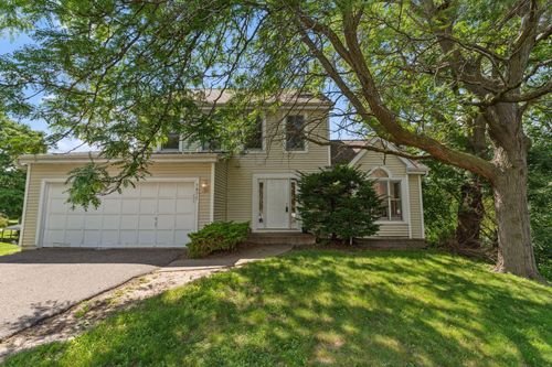 5071 Arrowood Lane N, Plymouth, MN, 55442 | Card Image