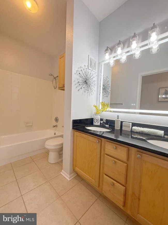 UNIT-9317 - 1530 Spring Gate Dr, Condo with 3 bedrooms, 2 bathrooms and null parking in MCLEAN VA | Image 47