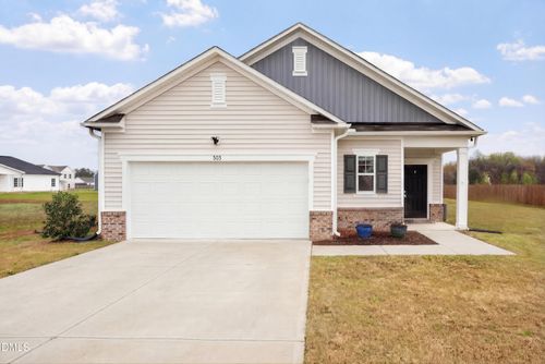 303 Kenison Way, Pikeville, NC, 27863-7714 | Card Image