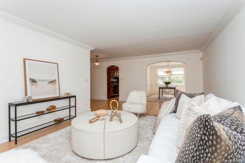 73 Putnam Park, Greenwich, CT, 06830-5775 | Card Image