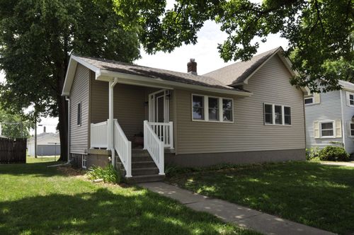 307 W Larue St, Streator, IL, 61364-1950 | Card Image