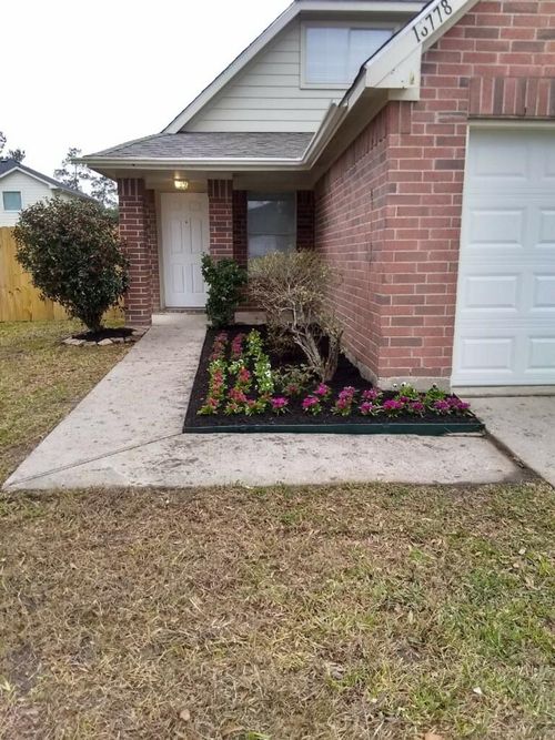 16778 N Bob White Dr, Conroe, TX, 77385-3766 | Card Image