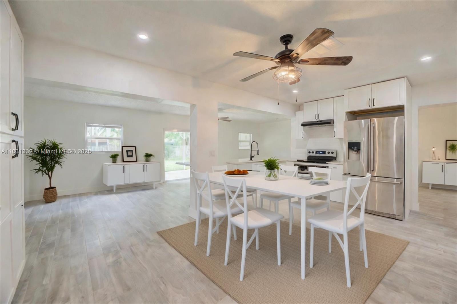 Lincoln St, Hollywood, FL 33021