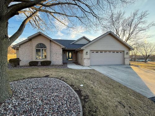 18 Ridgewood Court, Fond Du Lac, WI, 54937 | Card Image