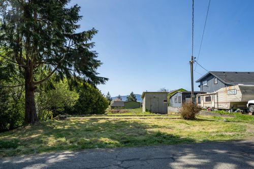 403 Evergreen Ave, Garibaldi, OR, 97118-1411 | Card Image