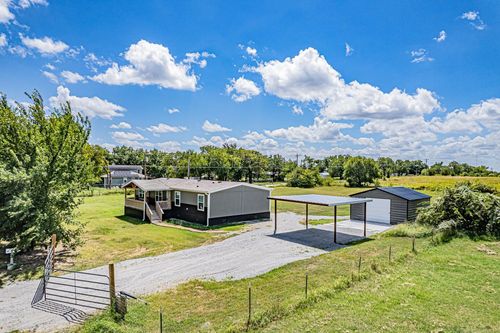 111 County Road 1303, Bridgeport, TX, 76426-6331 | Card Image