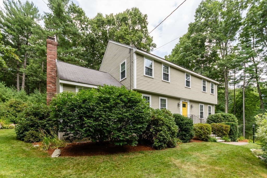 Wayside Inn Rd, Marlborough, MA 01752