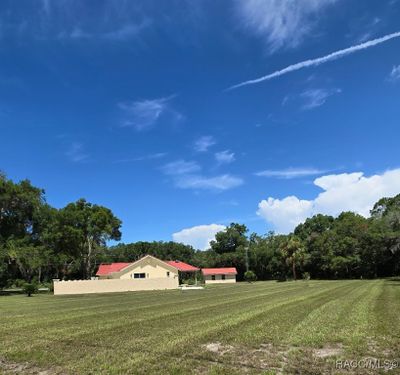 9841 N Snowball Point, House other with 2 bedrooms, 2 bathrooms and 2 parking in Crystal River FL | Image 3