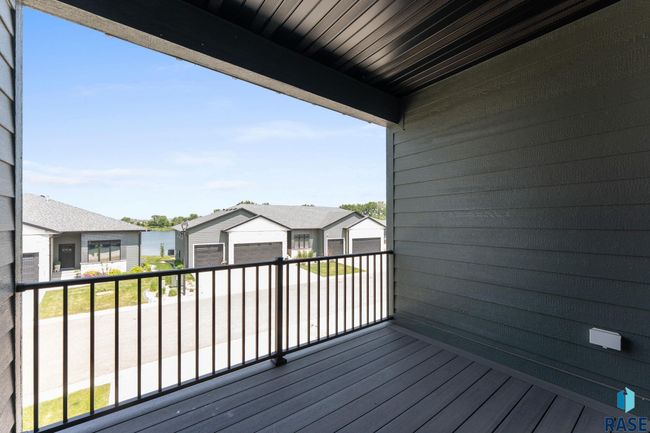 8621 W Shoreline Pl, Townhouse with 3 bedrooms, 3 bathrooms and null parking in Sioux Falls SD | Image 16