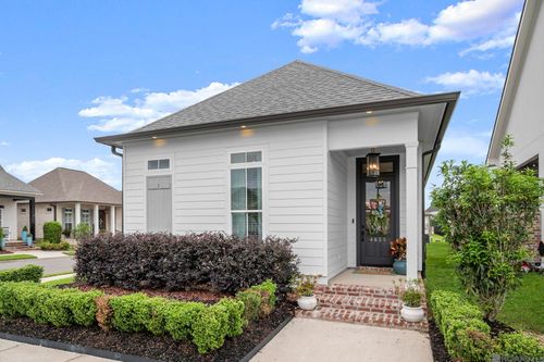 4855 Crestfield Way, Gonzales, LA, 70737-8264 | Card Image