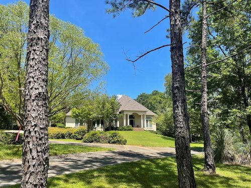 108 Regina Dr Nw, Milledgeville, GA, 31061-7721 | Card Image