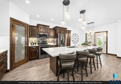 6200 S El Dorado Ave, Sioux Falls, SD, 57108-8421 | Card Image
