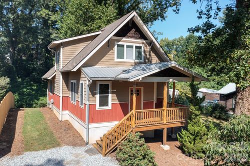 32 Florida Ave, Asheville, NC, 28806-3527 | Card Image