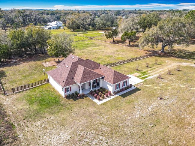 4560 Daugharty Rd, House other with 3 bedrooms, 2 bathrooms and null parking in DE LEON SPRINGS FL | Image 4