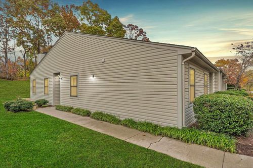 7192 Red Cedar Cir, Roanoke, VA, 24019-2136 | Card Image