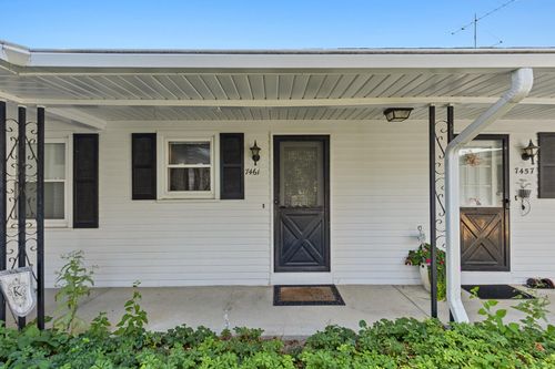 7461 Pinegrove Dr, Jenison, MI, 49428-7794 | Card Image