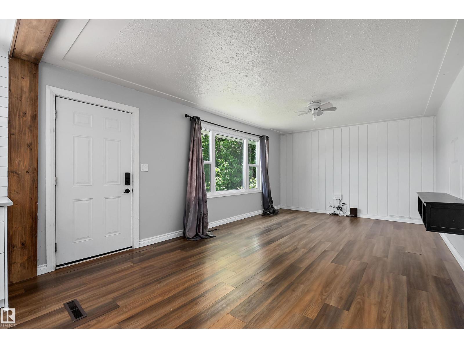 Residential in Wetaskiwin 5