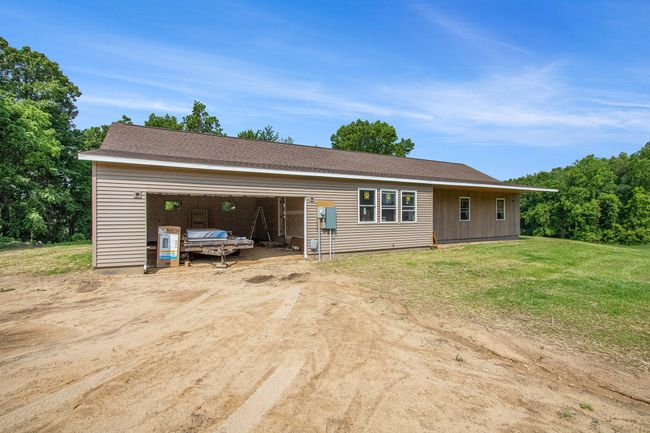 89492 County Road 690, House other with 3 bedrooms, 2 bathrooms and null parking in Benton Harbor MI | Image 6