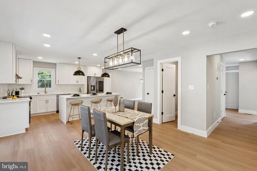 3118 Miller Heights Rd, OAKTON, VA, 22124-1918 | Card Image