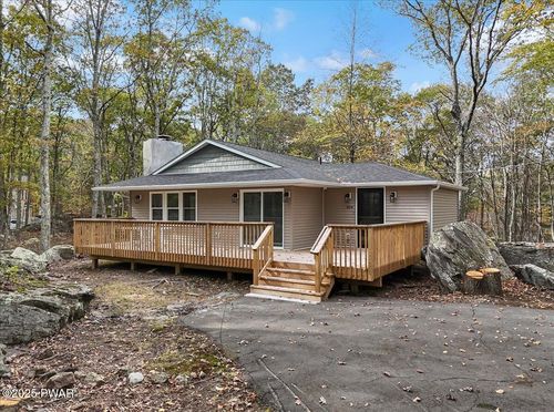 404 Forest Dr, Lords Valley, PA, 18428 | Card Image