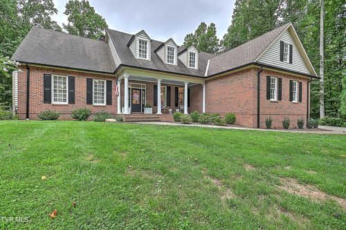15951 Summer Pl, Bristol, VA, 24202-4993 | Card Image