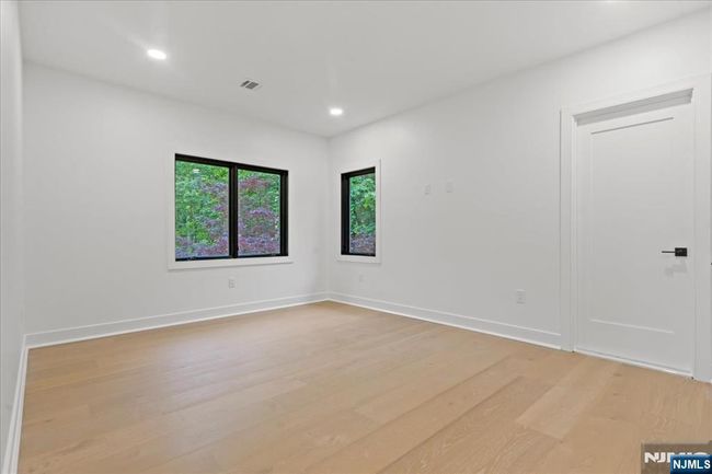 45 Riverview Ter, House other with 6 bedrooms, 6 bathrooms and null parking in Mahwah NJ | Image 32