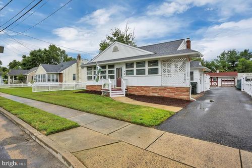 8 Easlick Ave, LUMBERTON, NJ, 08048-3009 | Card Image