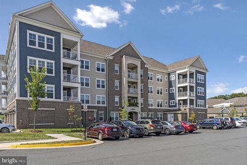 unit-304-21914 Hawksbill High Cir, STERLING, VA, 20164-9371 | Card Image