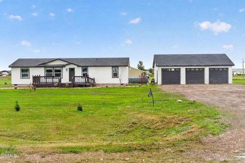 5727 Freedom Lane, Williston, ND, 58801 | Card Image