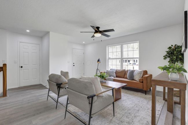 216 Brueghel, Condo with 2 bedrooms, 3 bathrooms and null parking in Blacklick OH | Image 5