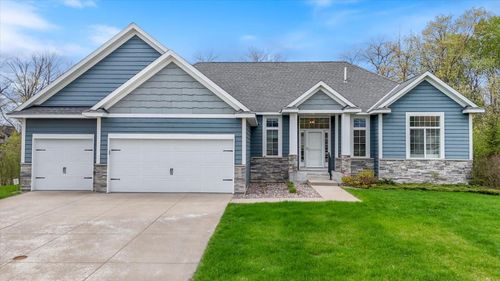 904 Saddle Club Ct, Lino Lakes, MN, 55014-3353 | Card Image