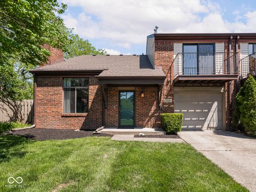 326 E Saint Clair St, Indianapolis, IN, 46202-3325 | Card Image