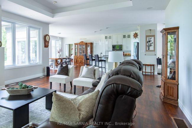3394 Schram Dr, House other with 4 bedrooms, 3 bathrooms and 8 parking in Camlachie ON | Image 25