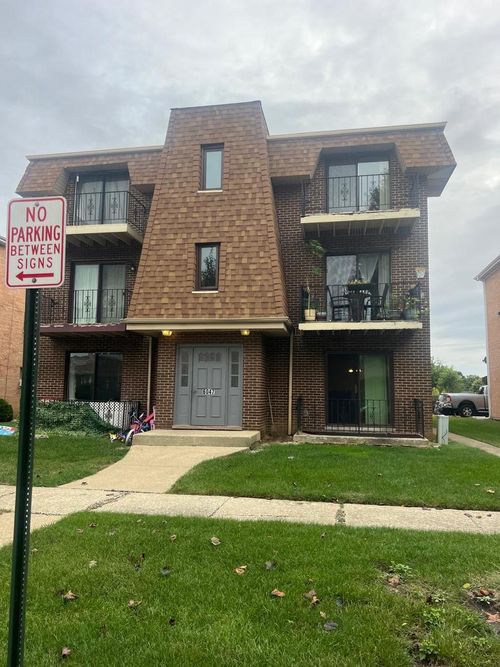 302e-6047 Marshall Ave, Chicago Ridge, IL, 60415-1654 | Card Image