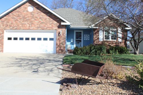 2443 Pheasant Ln., Salina, KS, 67401 | Card Image