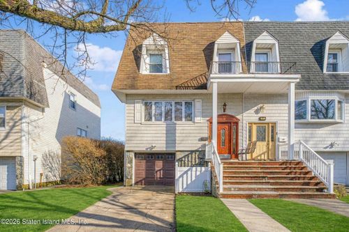 42 Vassar Street, Staten Island, NY, 10314 | Card Image
