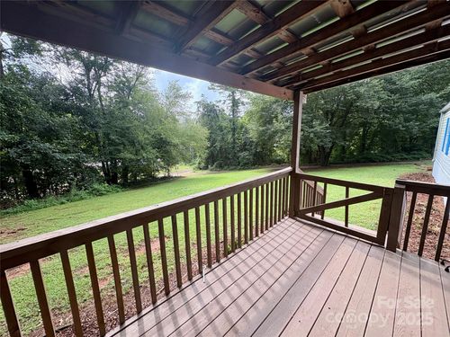 160 Leota Ln, Olin, NC, 28660-9437 | Card Image