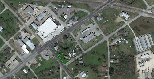 606 W Mcalpine St, Navasota, TX, 77868-3590 | Card Image