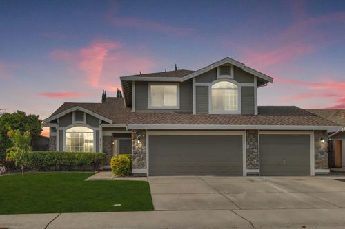 8501 Forsythia Way, Antelope, CA, 95843 | Card Image