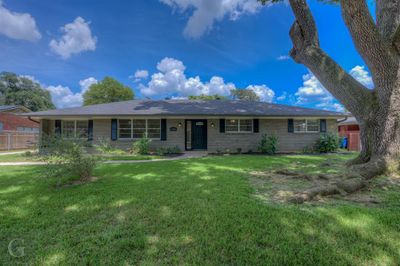 1509 Audubon Place, House other with 4 bedrooms, 2 bathrooms and null parking in Shreveport LA | Image 2