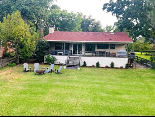 111 Ridgeoak Way, Tool, TX, 75143-1227 | Card Image