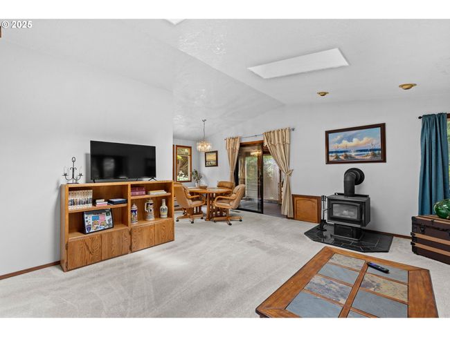 Living Room-Fireplace | Image 6