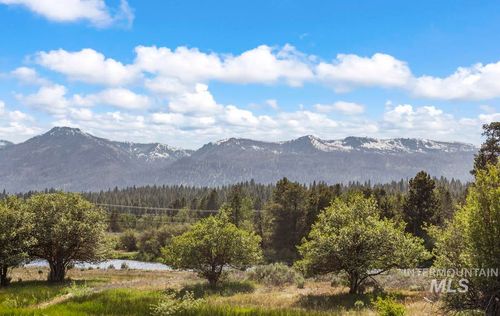 5 Lazy H, Cascade, ID, 83611 | Card Image