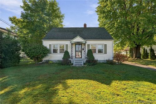 1360 New St, Charlestown, IN, 47111-1533 | Card Image