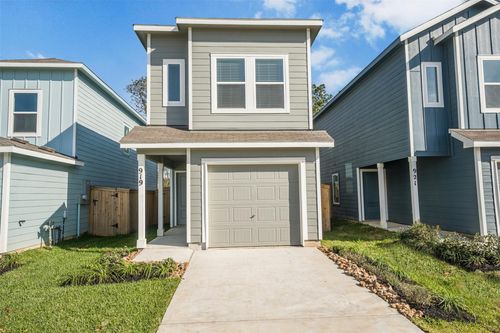 919 Pertuso Ln, Huffman, TX, 77336 | Card Image