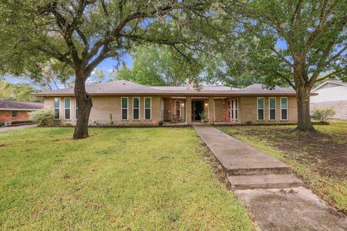 1908 Nancy Lea Dr, Bonham, TX, 75418-2725 | Card Image
