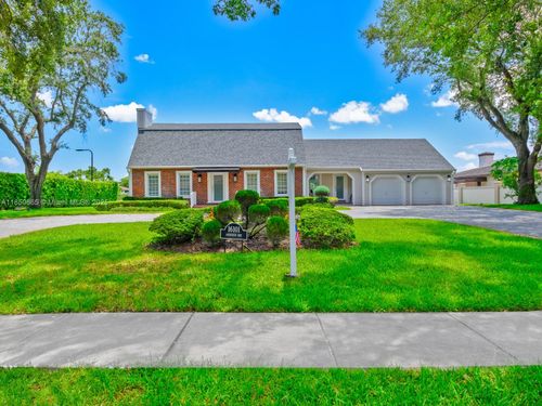 16101 Aberdeen Way, Miami Lakes, FL, 33014-6566 | Card Image